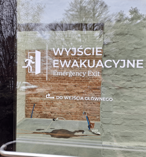literki na szybę