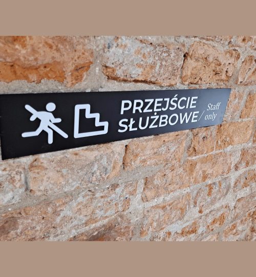 tabliczka informacyjna na ścianę